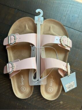 NWT! Cat & Jack Pink Pearl Buckle Slides girls Size 3